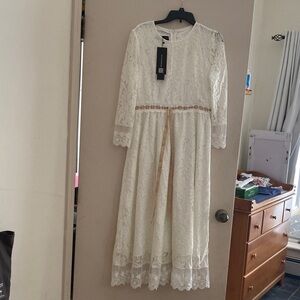 Elegant Cream Lace Maxi Dress